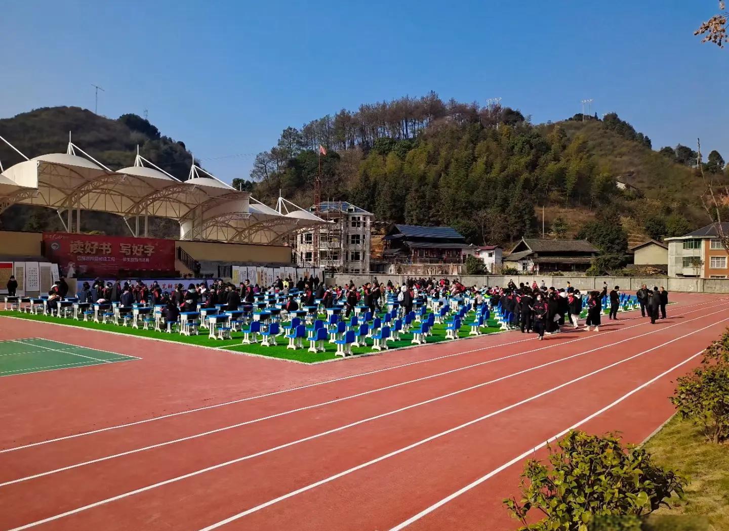 唐山市硅PU塑胶跑道材料 - 方案